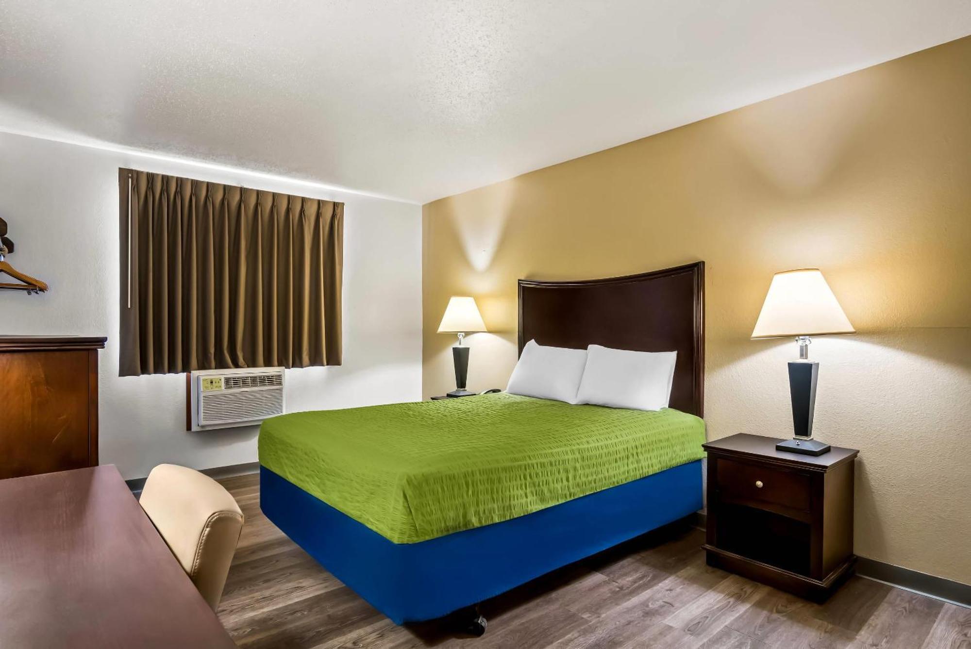 Econo Lodge Inn & Suites Auburn Exterior foto