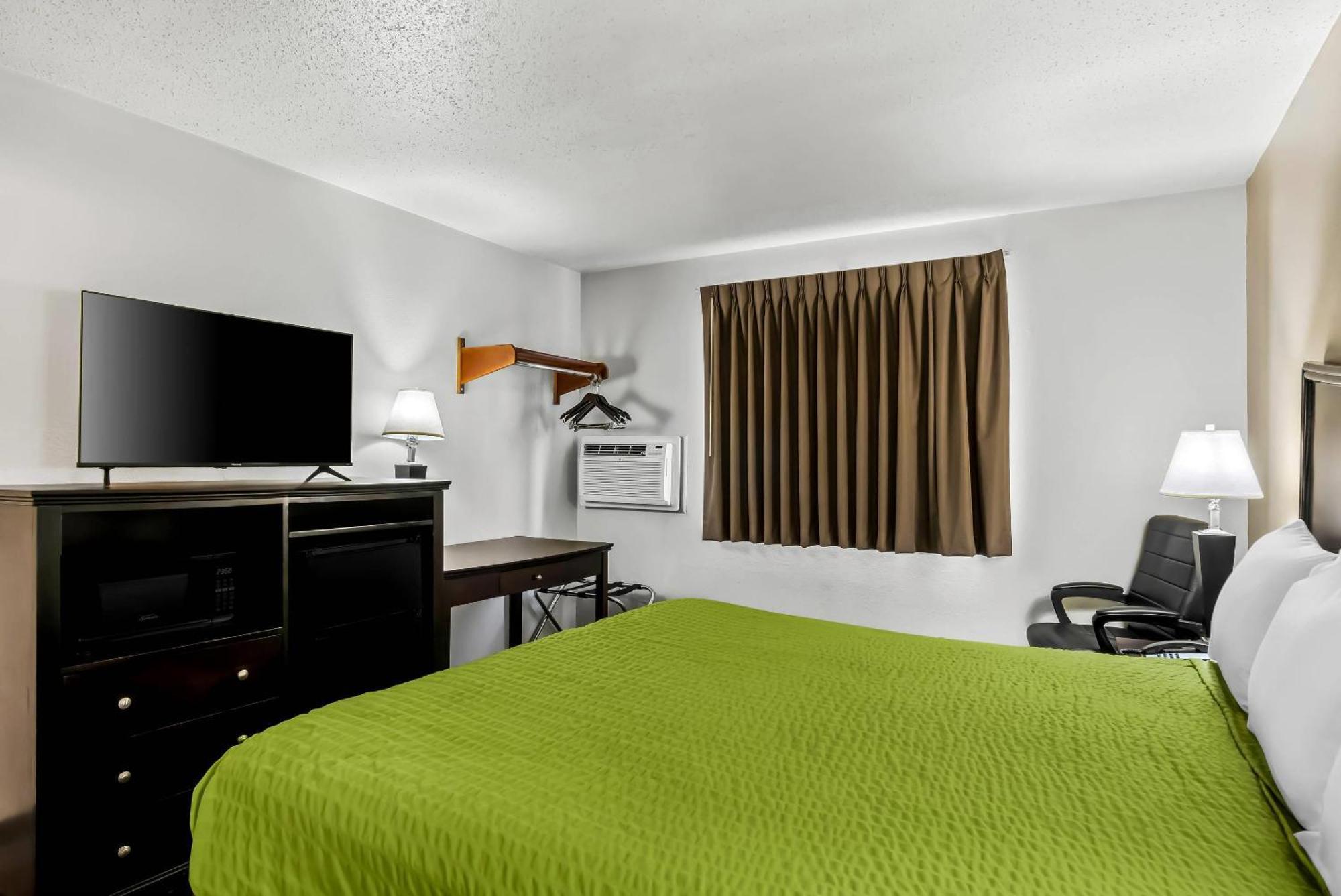 Econo Lodge Inn & Suites Auburn Exterior foto